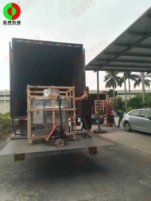 大蒜分瓣機、大蒜脫皮機等設備發貨交付客戶!