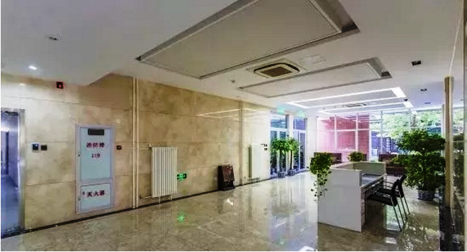 萬平超低溫空氣源熱泵采暖項(xiàng)目?jī)?nèi)景 萬平超低溫空氣源熱泵采暖項(xiàng)目?jī)?nèi)景
